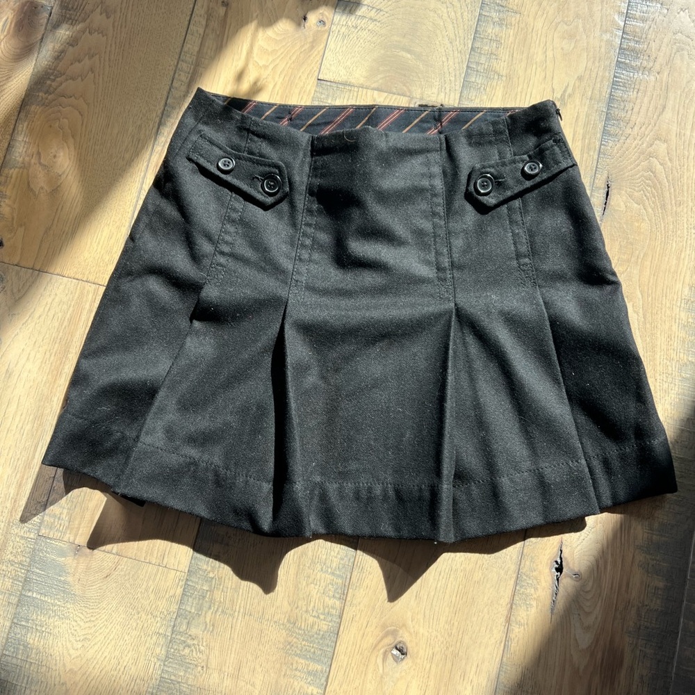 GAP Black Pleated Wool Mini Skirt with Button Tabs